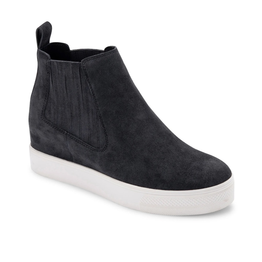 Dolce Vita Wynd Sneaker